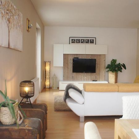 Apartment 66 - Stylisches Apartment Mit Balkon & Toplage In Brixen ภายนอก รูปภาพ