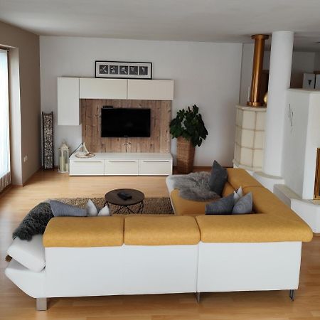 Apartment 66 - Stylisches Apartment Mit Balkon & Toplage In Brixen ภายนอก รูปภาพ