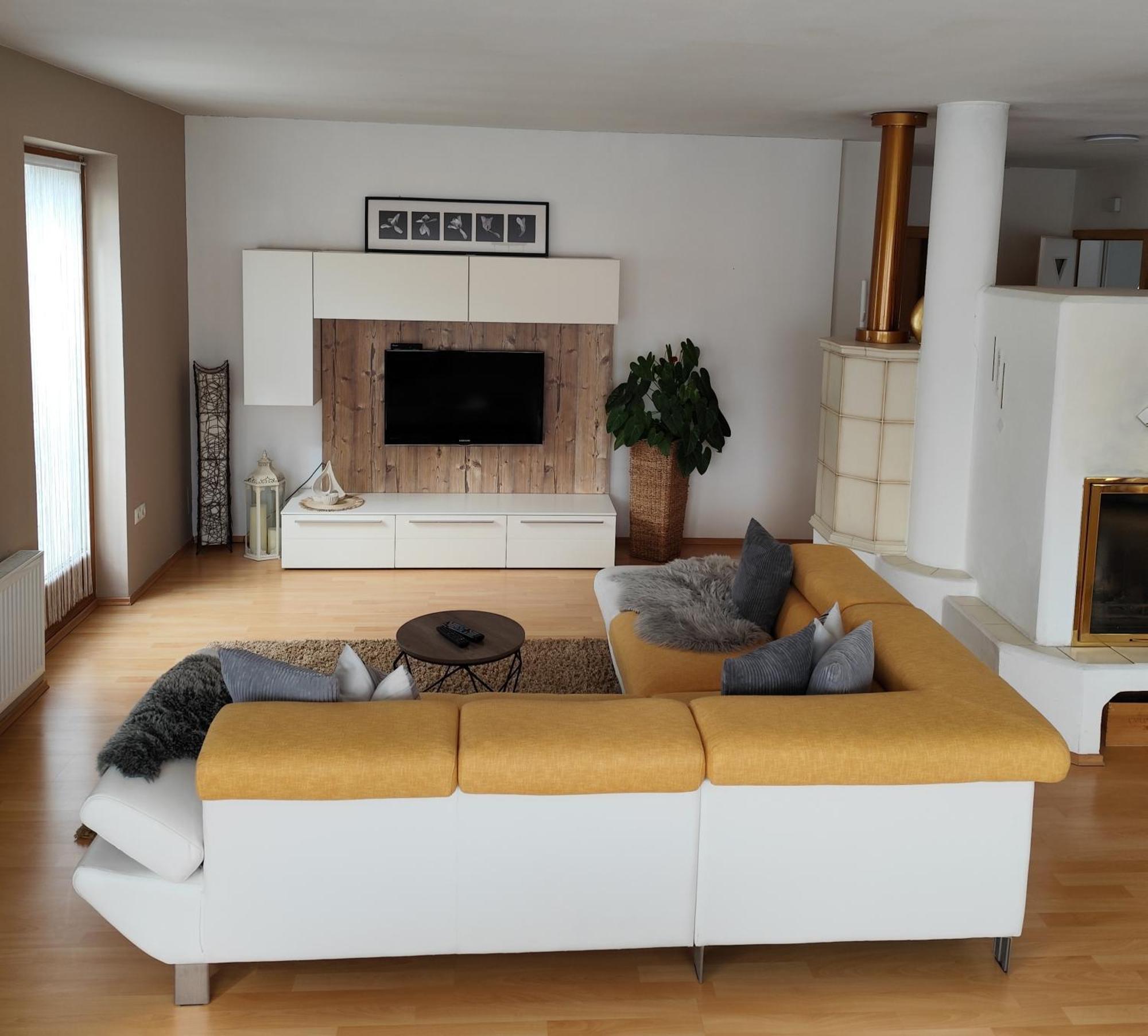 Apartment 66 - Stylisches Apartment Mit Balkon & Toplage In Brixen ภายนอก รูปภาพ
